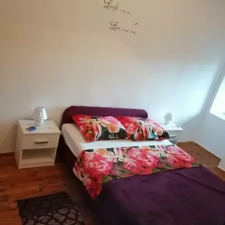 Апартаменты Apartman Tea *